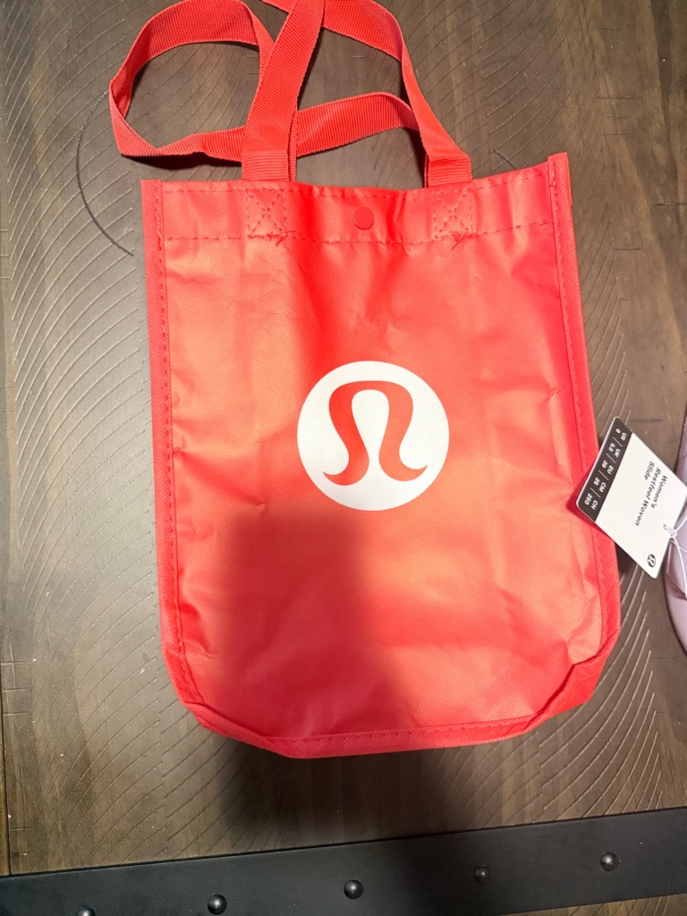 NWT - Lululemon Lilac Play Restfeel Woven Slide w/FREE red Lulu shopping tote - Picture 7 of 13